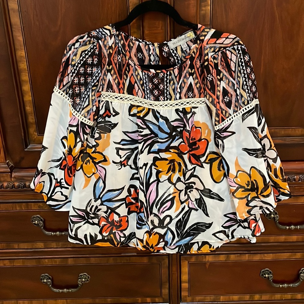 Figueroa and Flower floral print blouse. Size petite small